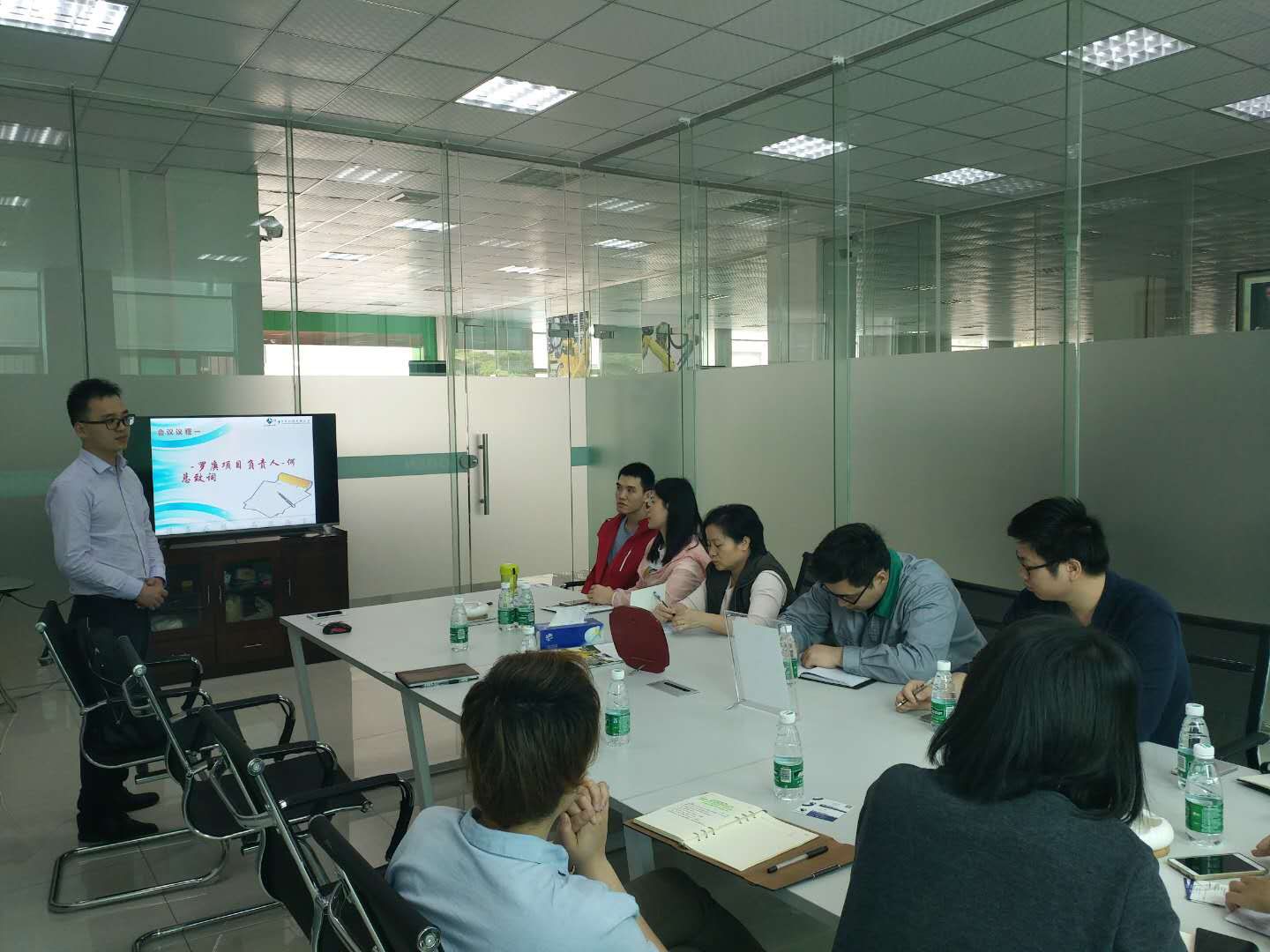 祝贺罗庚机器人签约乐动网页版登录入口,乐动（中国）ERP